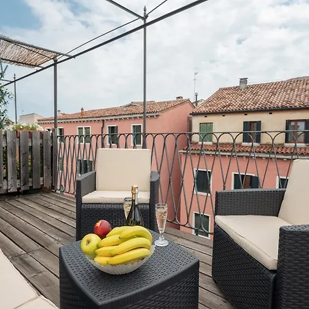 Ve.n.i.ce Cera Casa Dolce Венеция