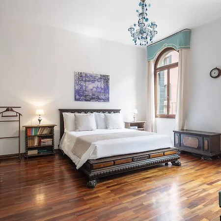 Appartamento Ve.n.i.ce Cera Casa Dolce *